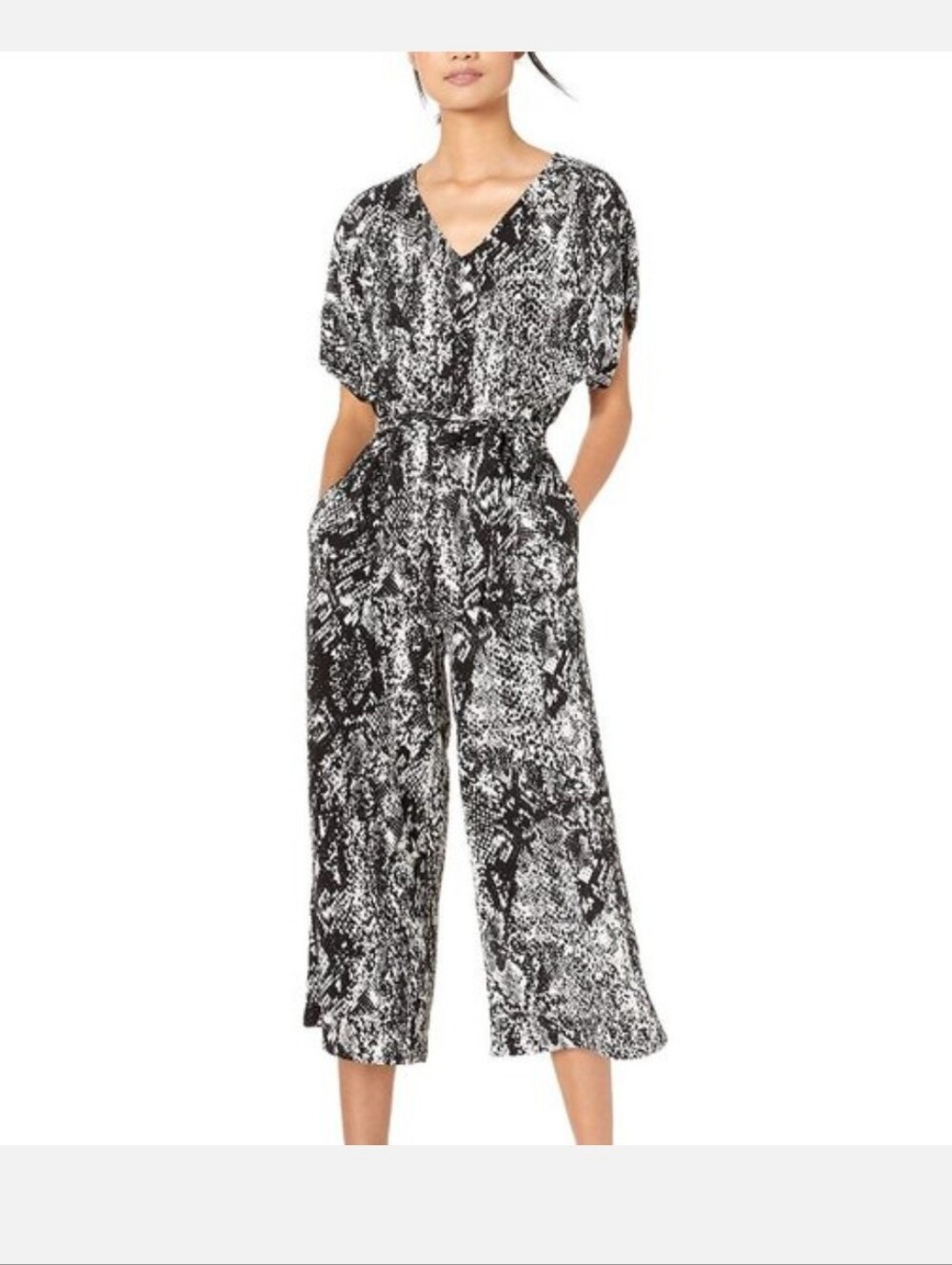Donna Morgan Short Sleeve Cropped Crepe Snake Print Jumpsuit - Size 4